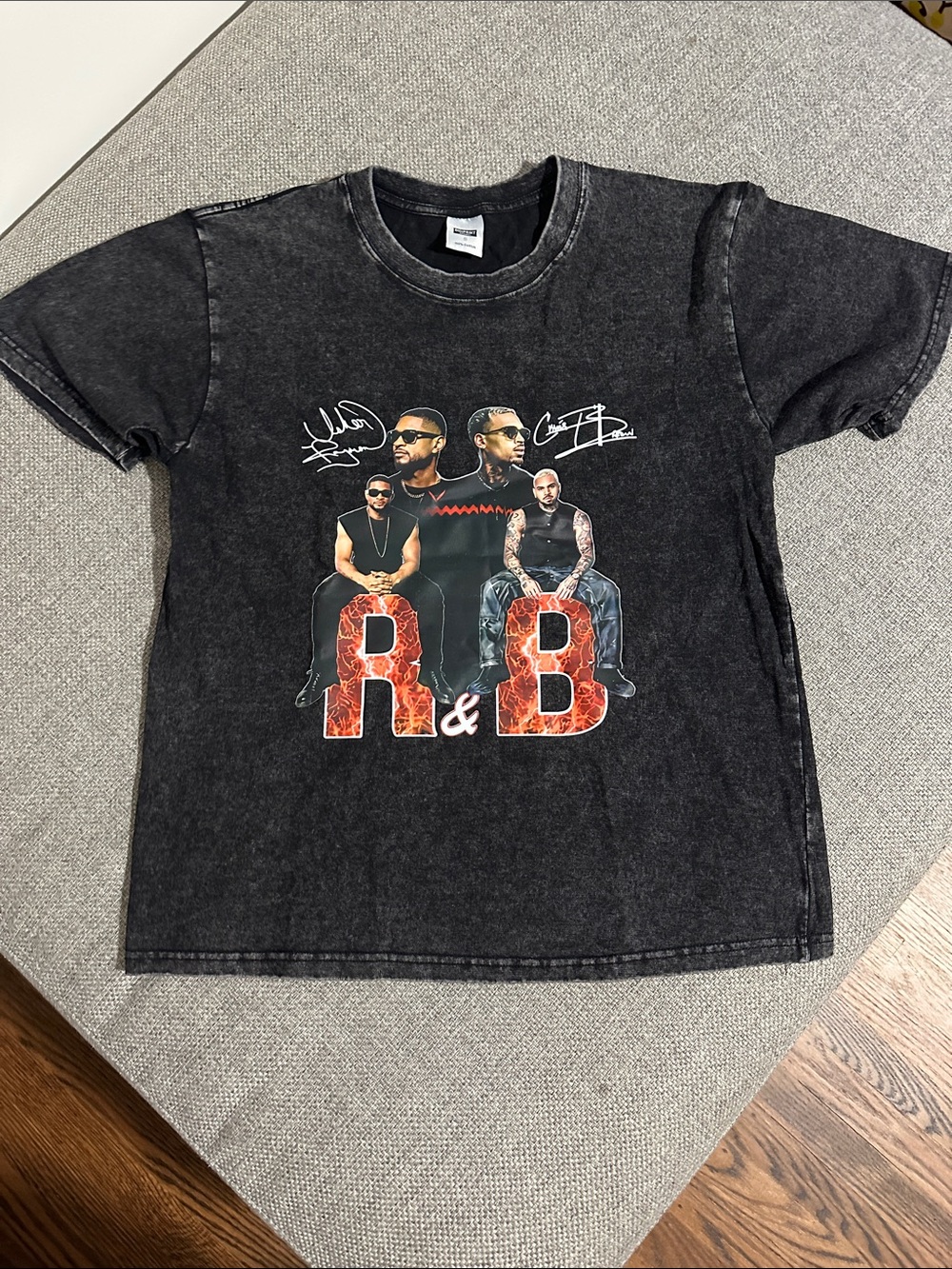 Black R&B Graphic Short Sleeve Tee with Signature Print
